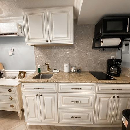 Park Place Inn And Cottages سانفورد المظهر الخارجي الصورة