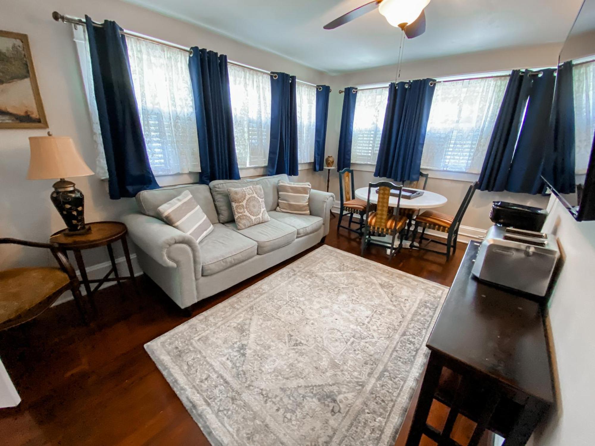 Park Place Inn And Cottages سانفورد المظهر الخارجي الصورة