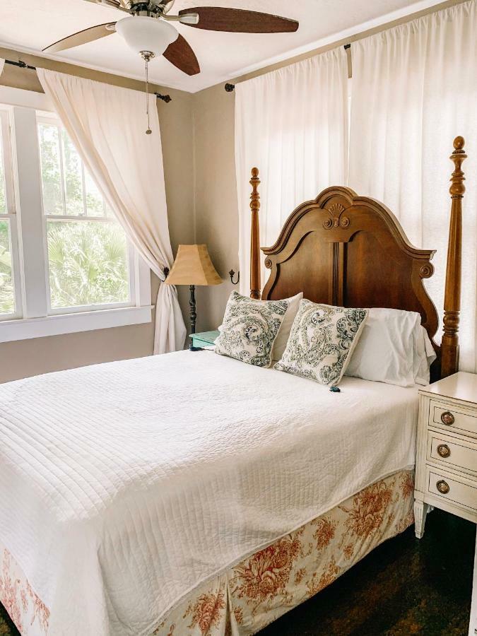 Park Place Inn And Cottages سانفورد المظهر الخارجي الصورة